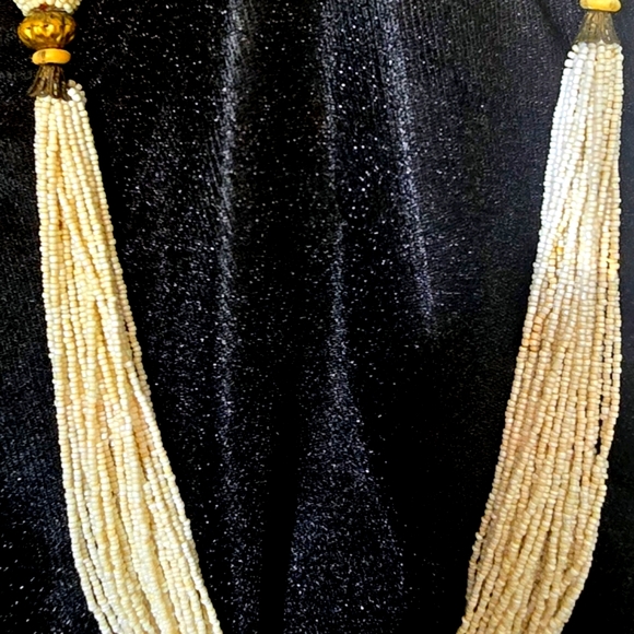 Elegant Cream Beaded Necklace - Picture 2 of 11